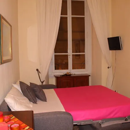 Via Roma Apartament *